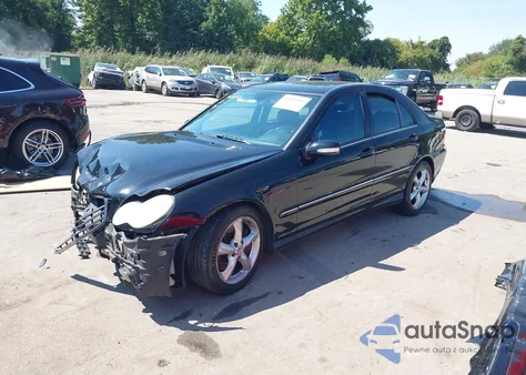 2006 Mercedes-Benz C 230 Sport из США, поврежденный, VIN WDBRF52HX6F749740